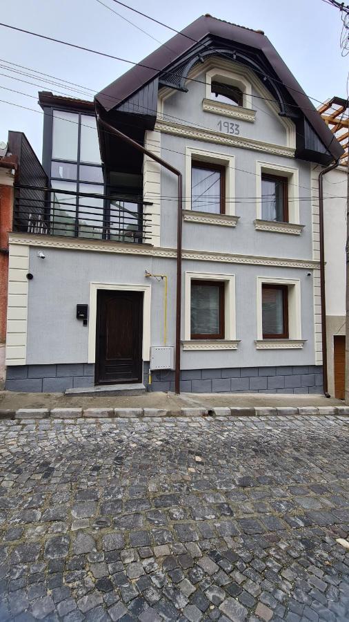 Casa Chiper - Attic Apartment With View Braşov Eksteriør bilde